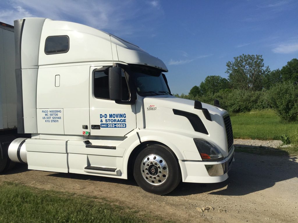 D & D Moving and Storage truck providing professional Movers Cleveland services.